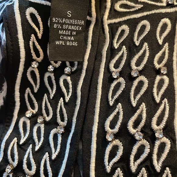 INC International Concepts Long Sleeve Blouse with Clasp Closure in Front Size S - Picture 7 of 8